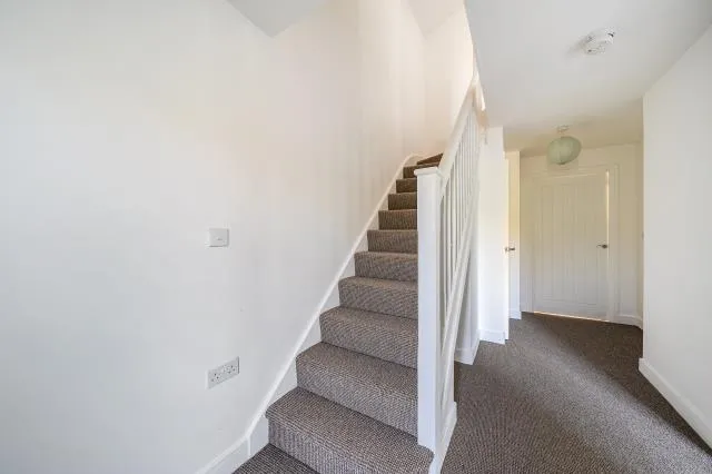Axtell Way, Weston Turville, HP22, photo 6