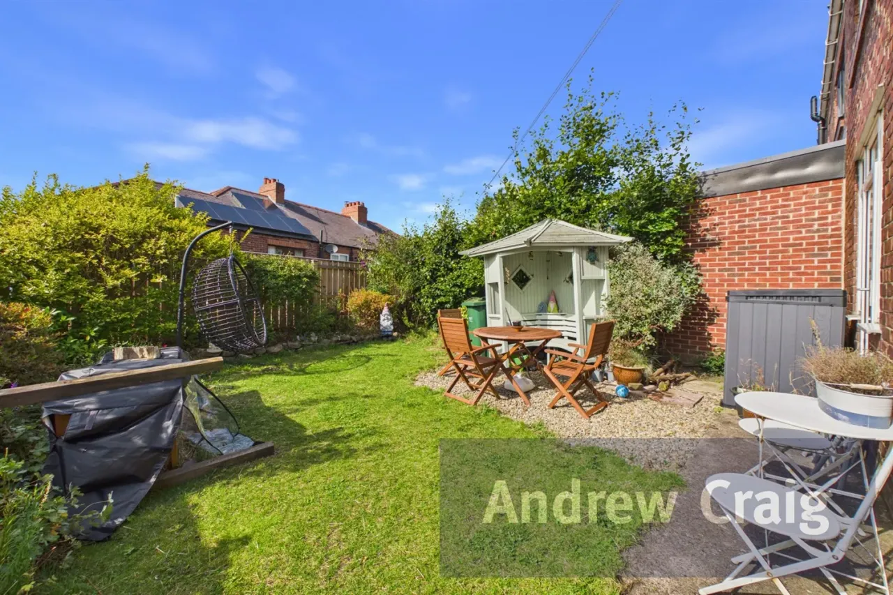 Larne Crescent, Low Fell, NE9, photo 12