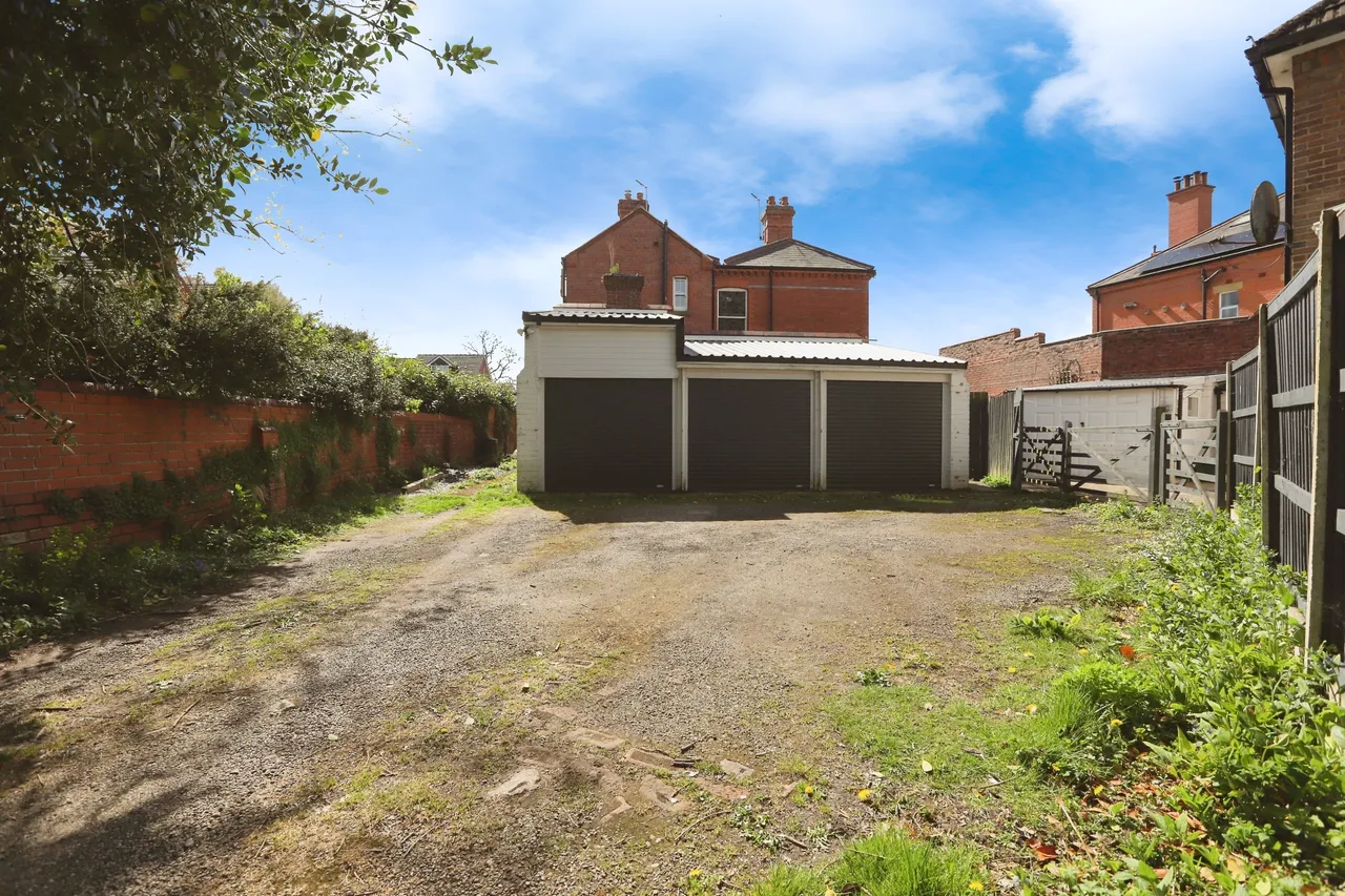 Norman Road, Wrexham, LL13, photo 19