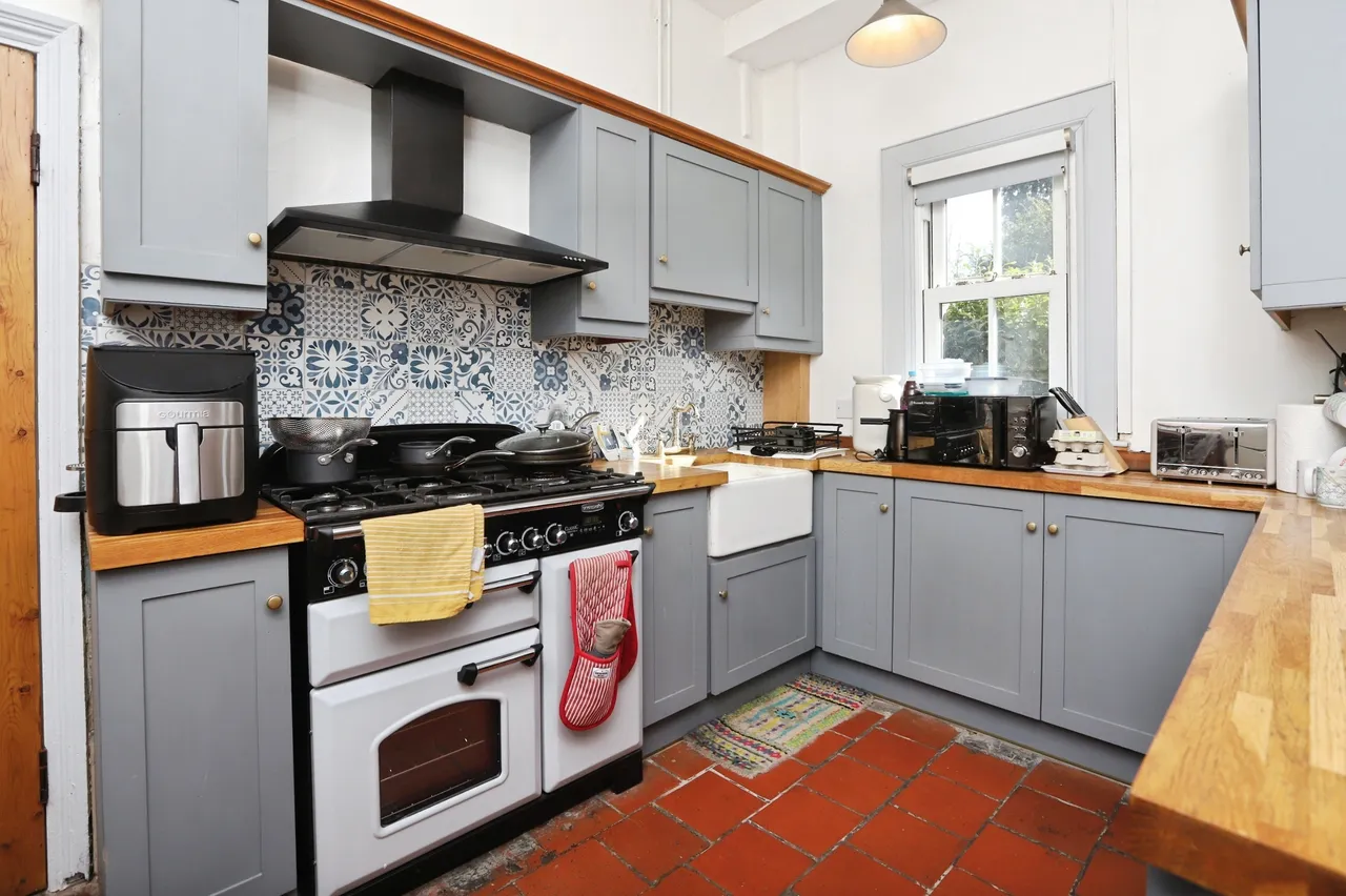 Norman Road, Wrexham, LL13, photo 5