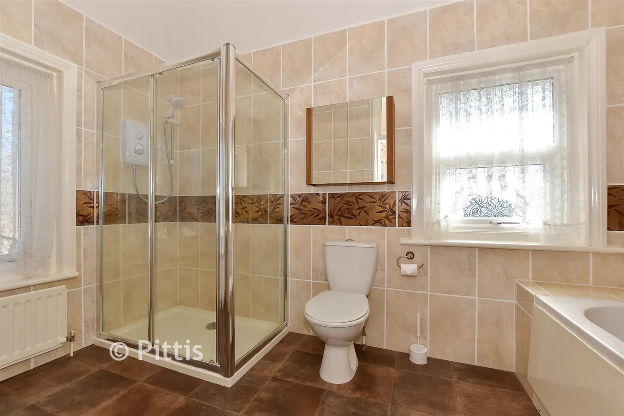 Arthurs Hill, Shanklin, PO37, photo 13