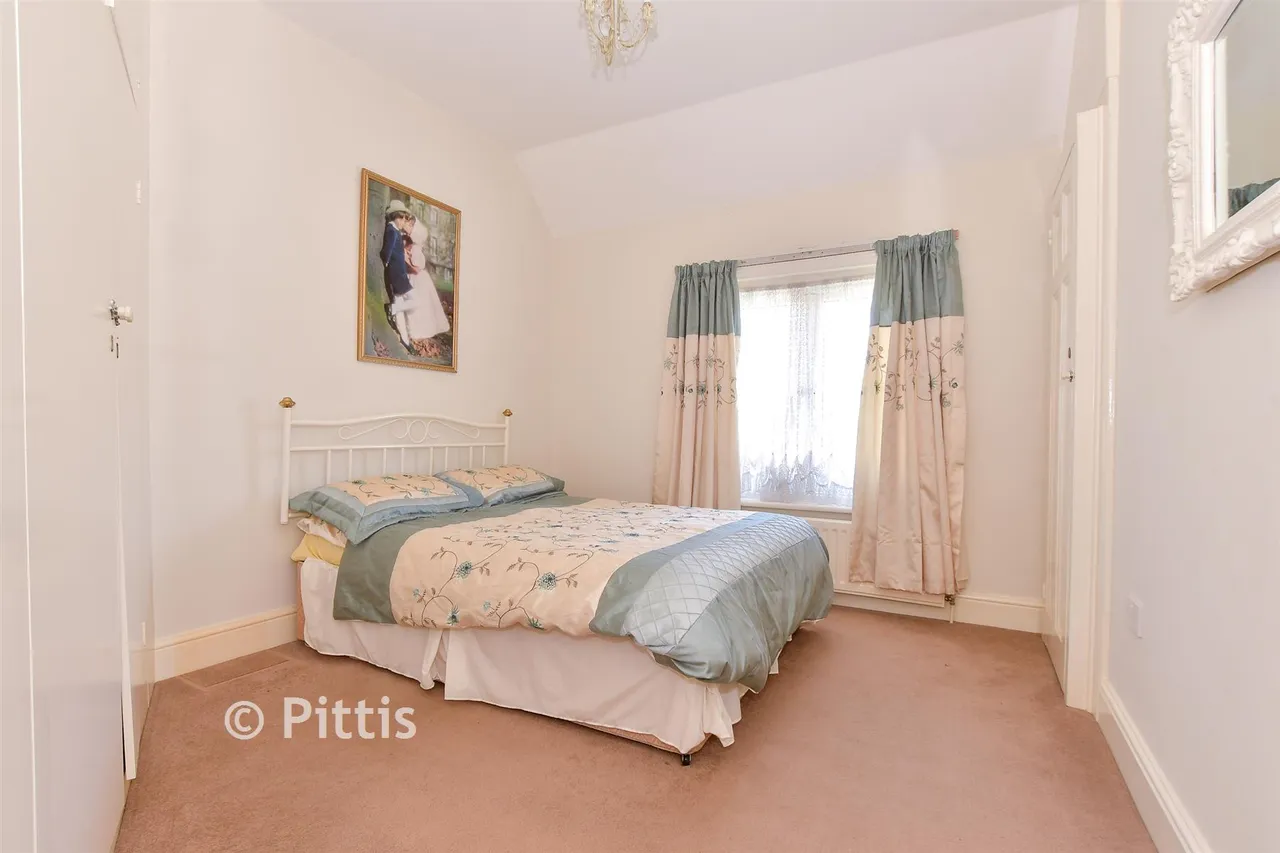 Arthurs Hill, Shanklin, PO37, photo 11