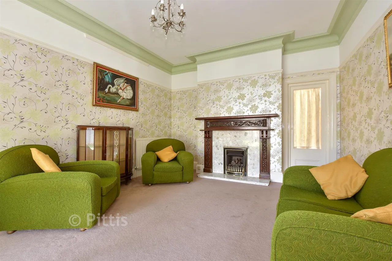 Arthurs Hill, Shanklin, PO37, photo 5