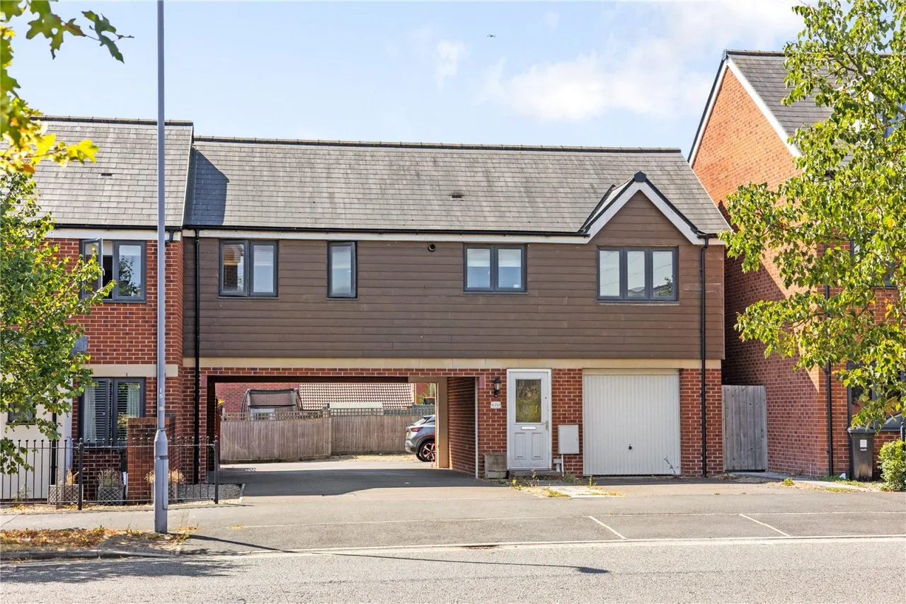 2 bed house for sale, Jenner Boulevard, Lyde Green, BS16