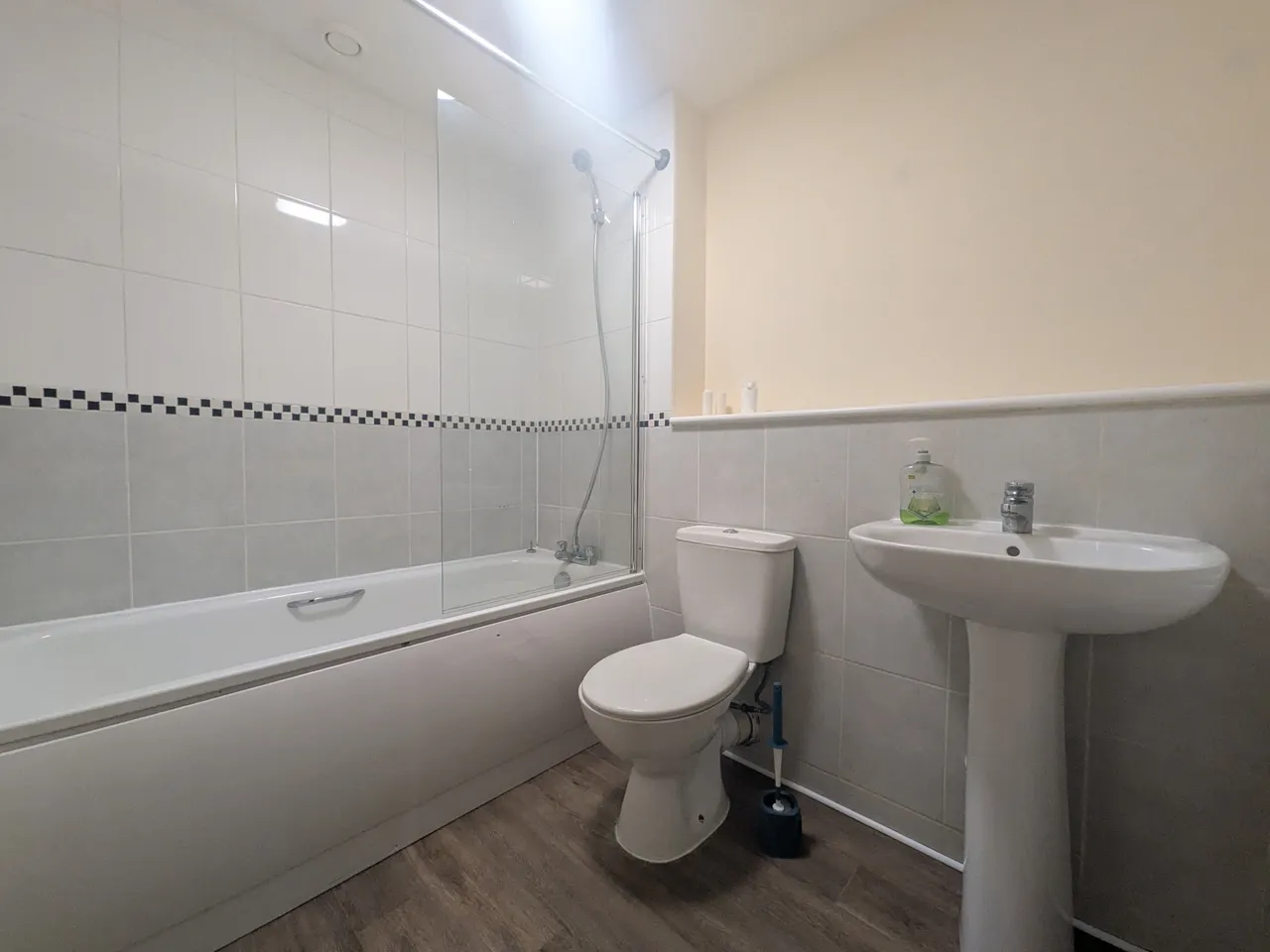 Garlands road, RH1, photo 6