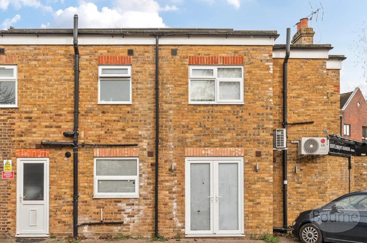 Anyards Road, Cobham, KT11, photo 11