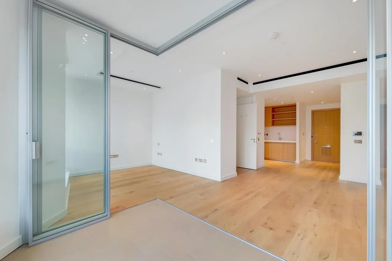 Prospect Way, London, SW11, photo 4