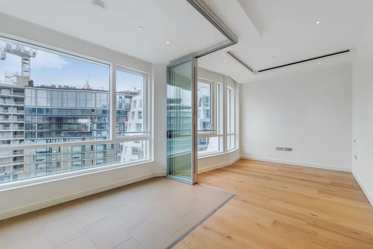 flat for sale, Prospect Way, London, SW11