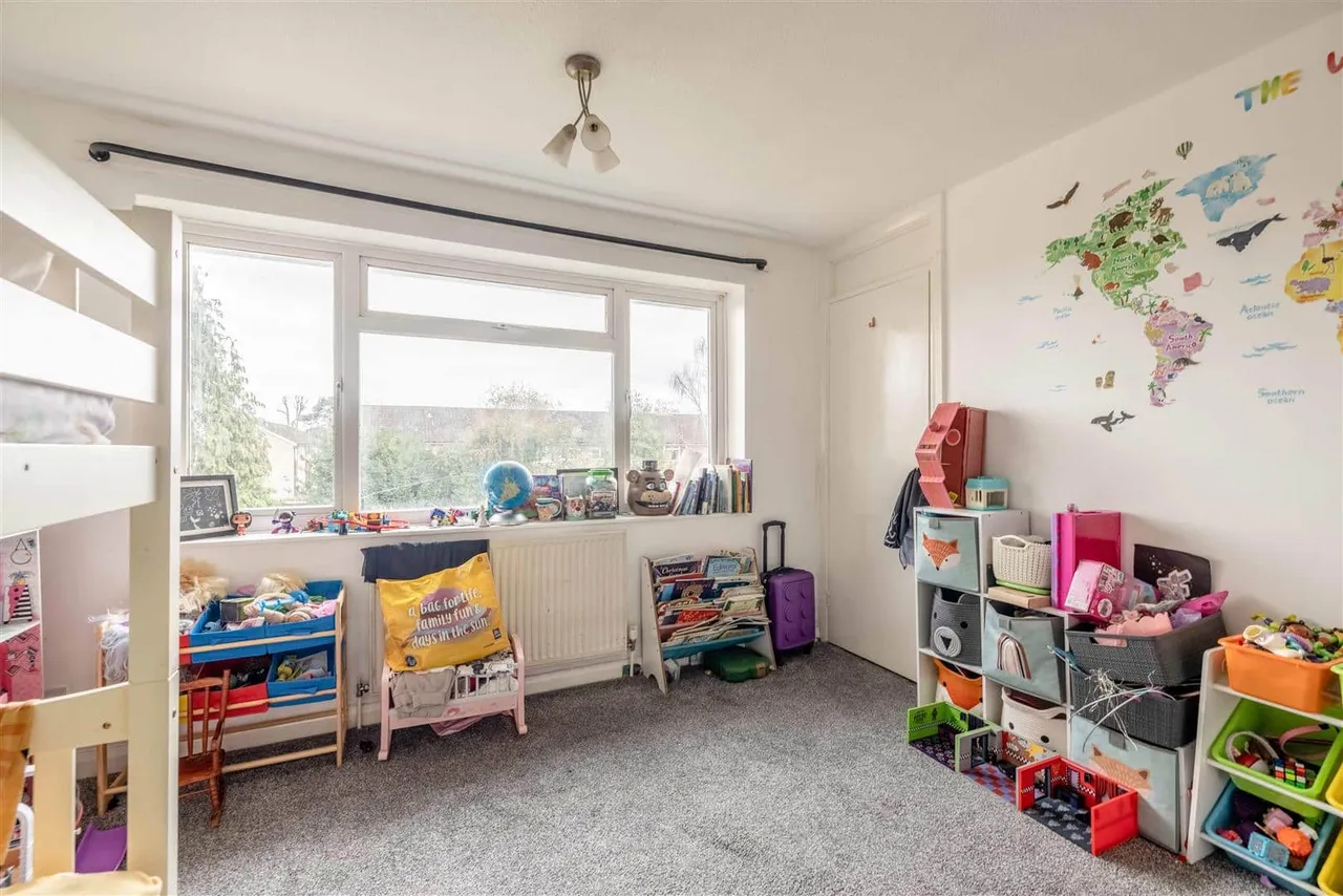 Montpellier Court, St. Leonards Road, Windsor, Berkshire, SL4 3DQ, photo 9