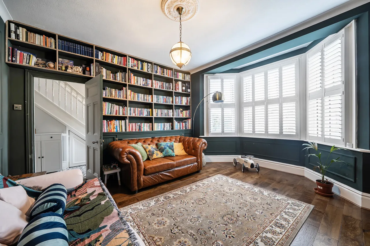 Rickmansworth Road, Northwood, HA6, photo 2