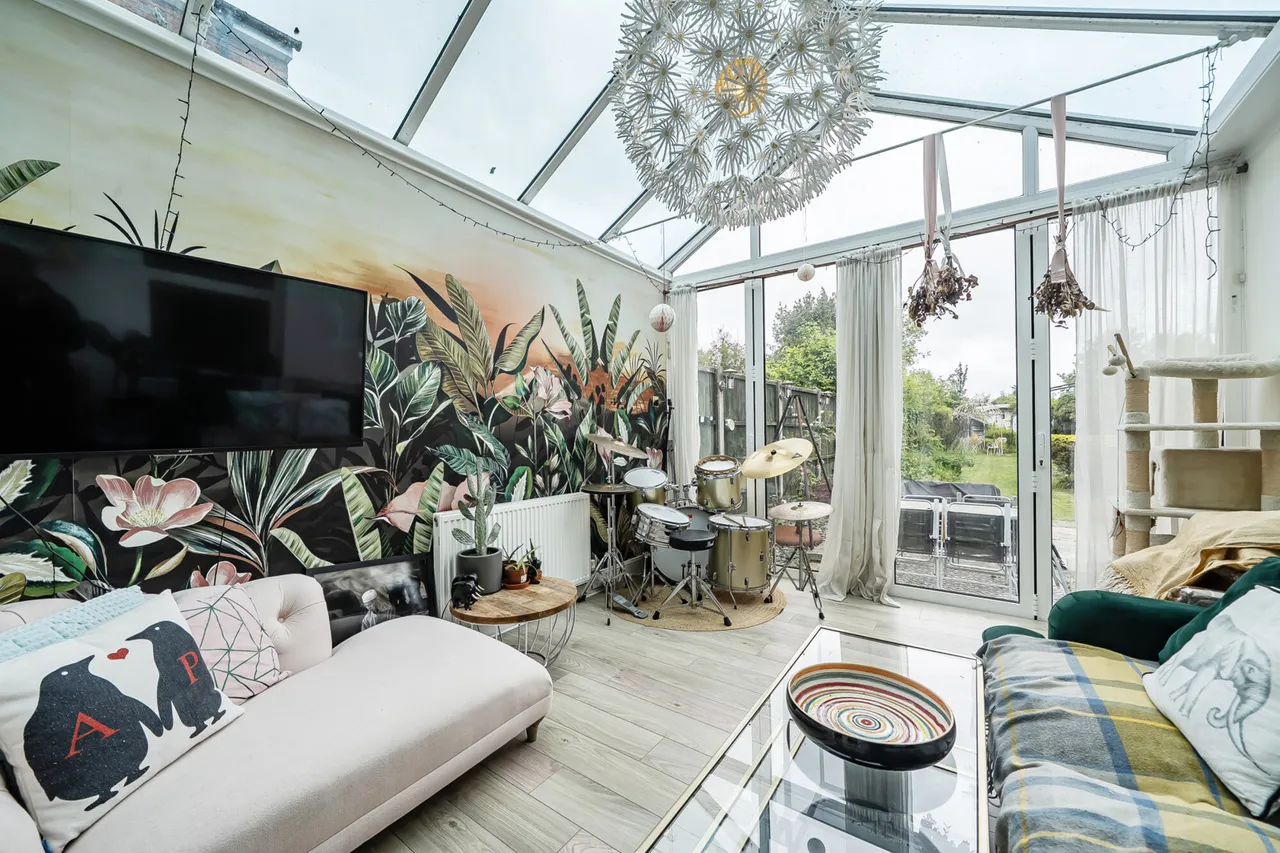 Rickmansworth Road, Northwood, HA6, photo 9