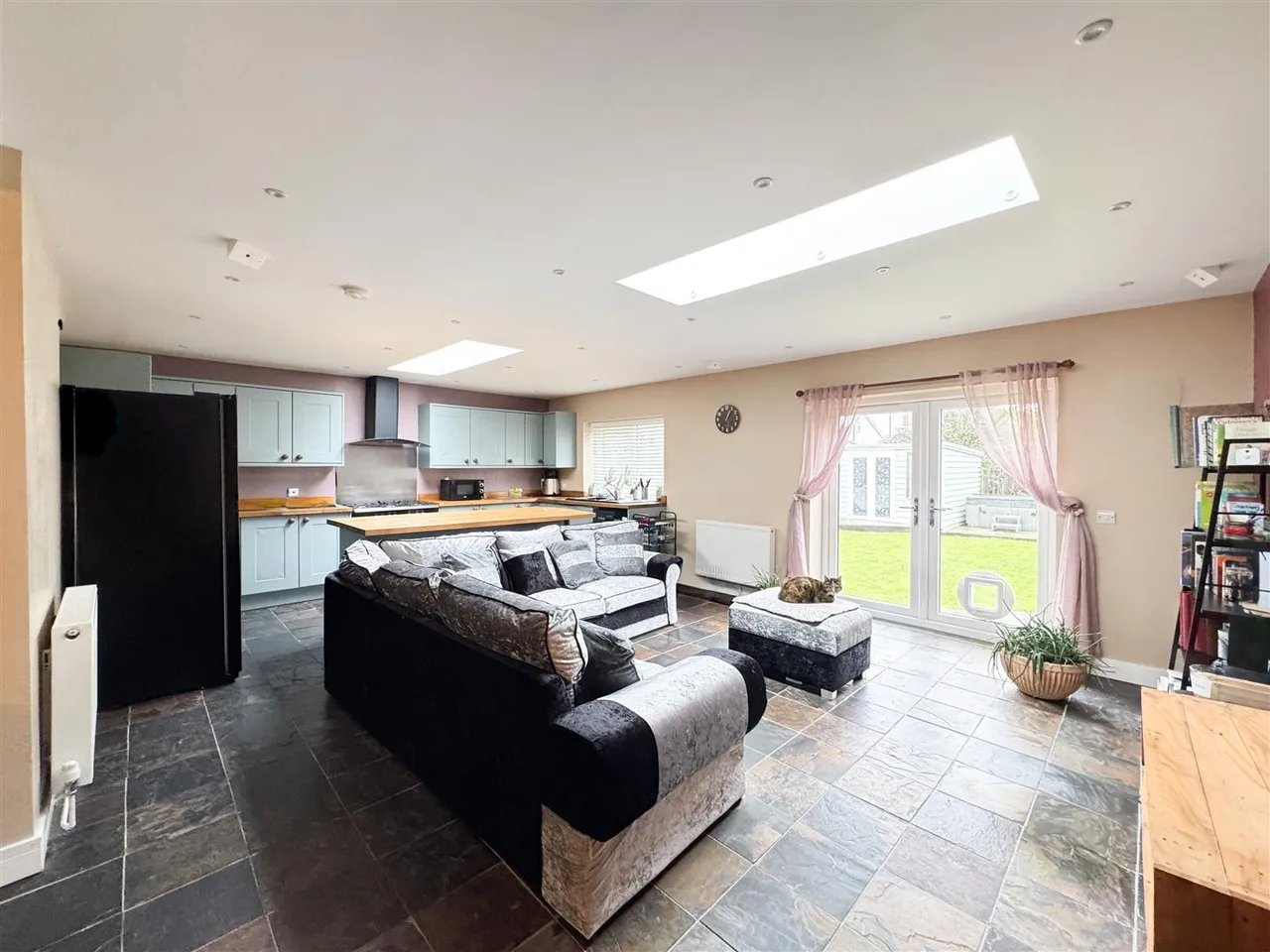 Gorringe Valley Road, Eastbourne, BN20 9SX, photo 3