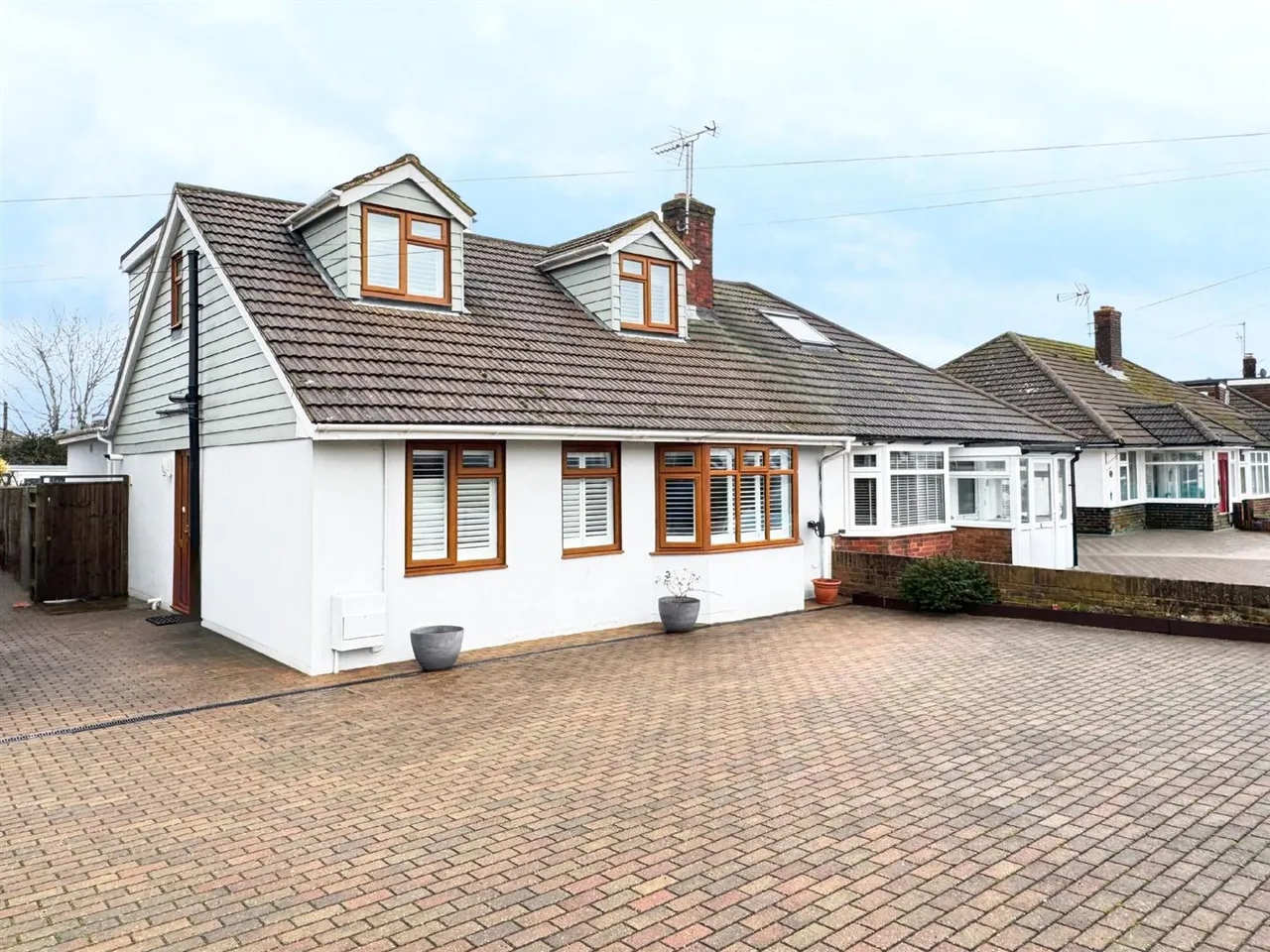 4 bed house for sale — Gorringe Valley Road, Eastbourne, BN20 9SX