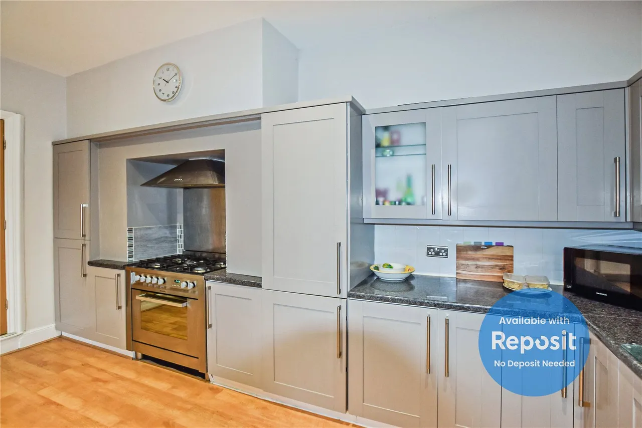Eldon Place, Eccles, M30, photo 7