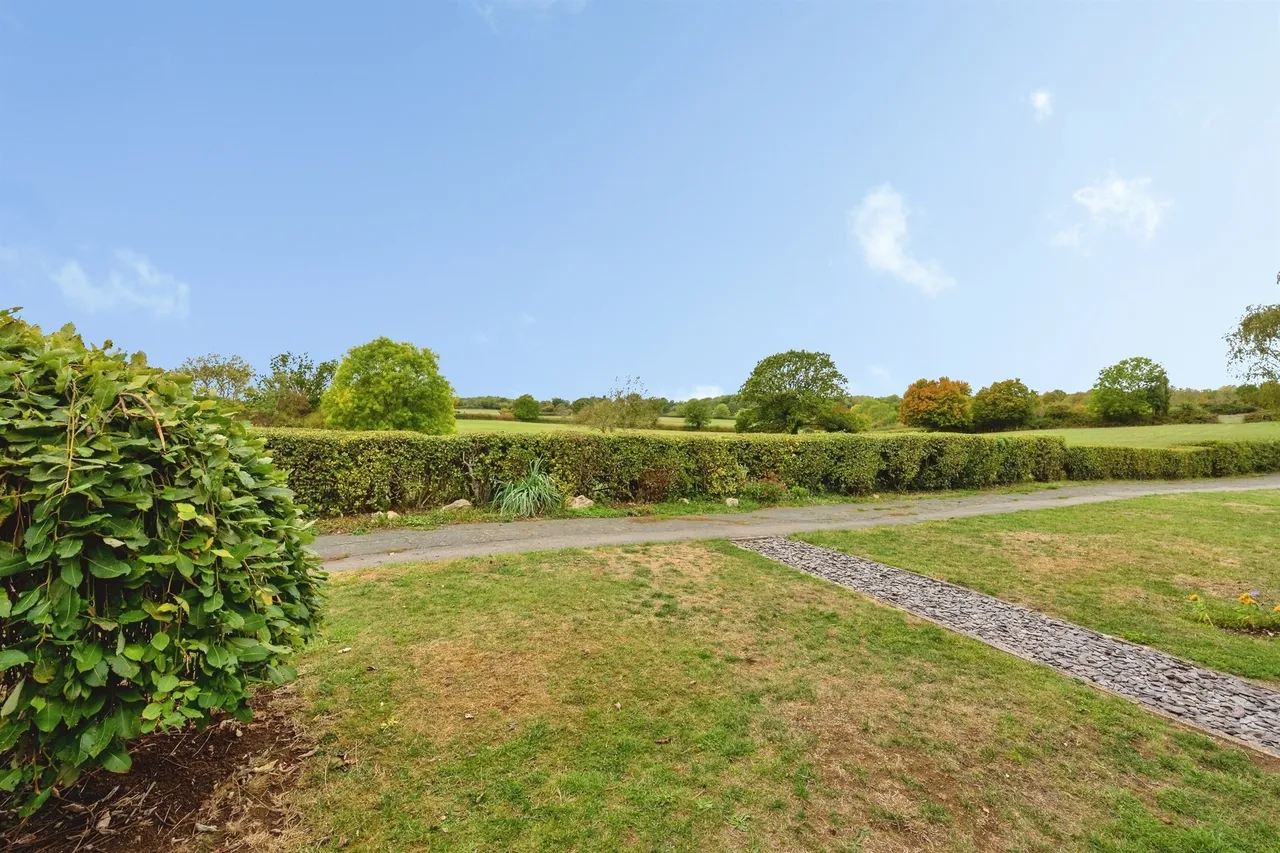 The Ridings, Kington St. Michael, SN14, photo 19