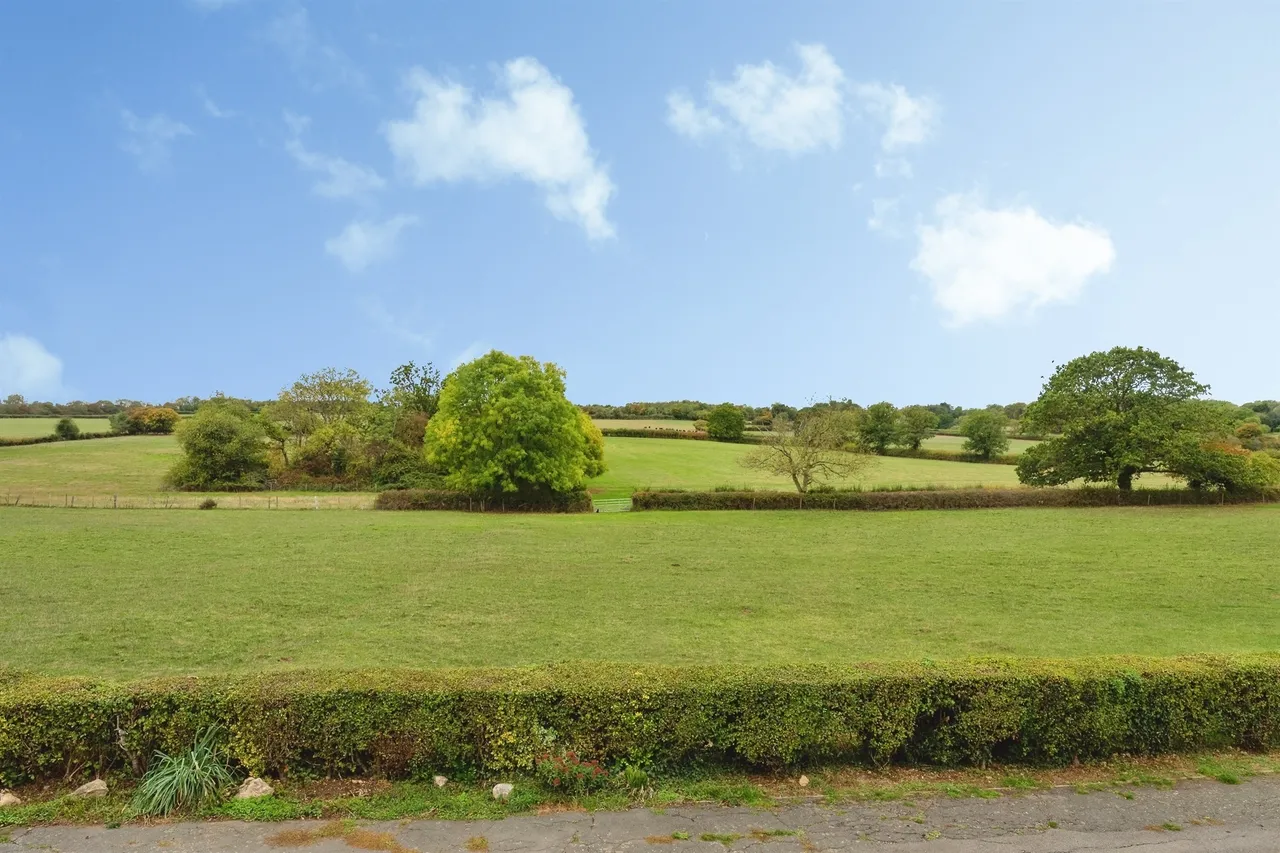 The Ridings, Kington St. Michael, SN14, photo 20