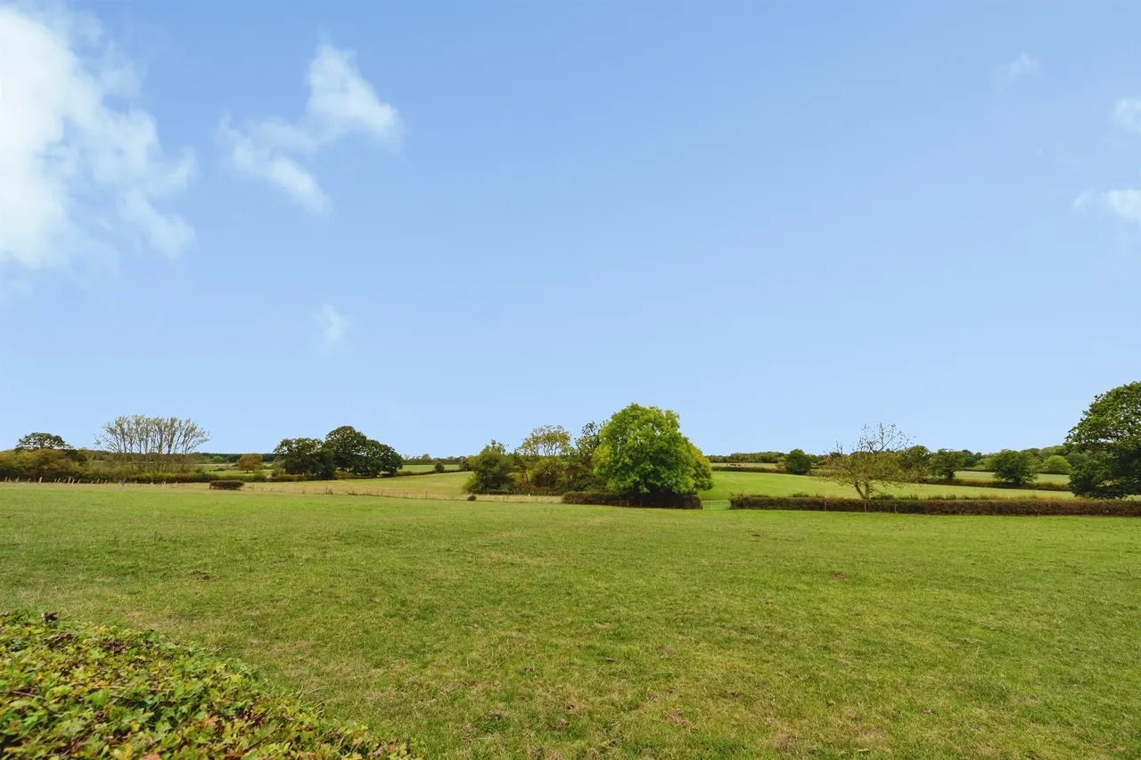 The Ridings, Kington St. Michael, SN14, photo 21