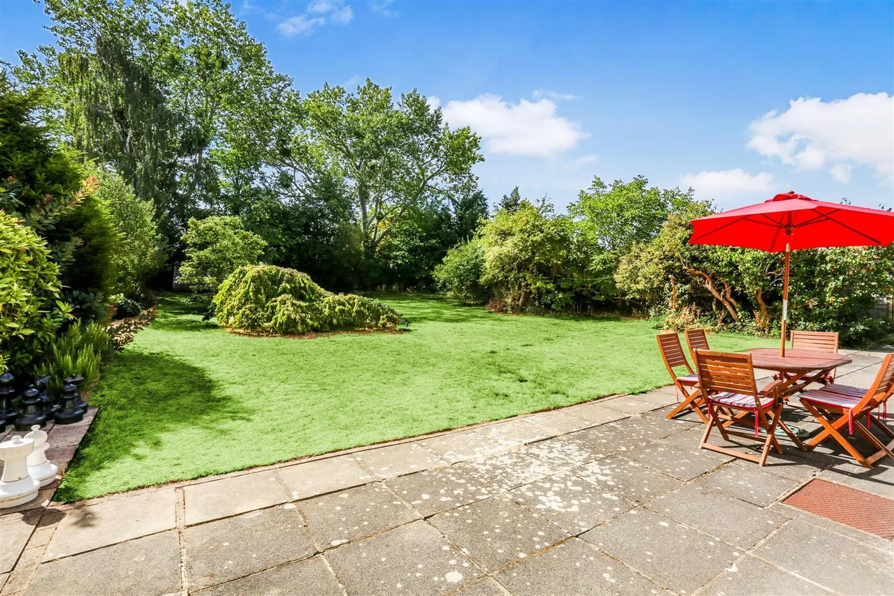 South Drive, Cheam, SM2 7PH, photo 6