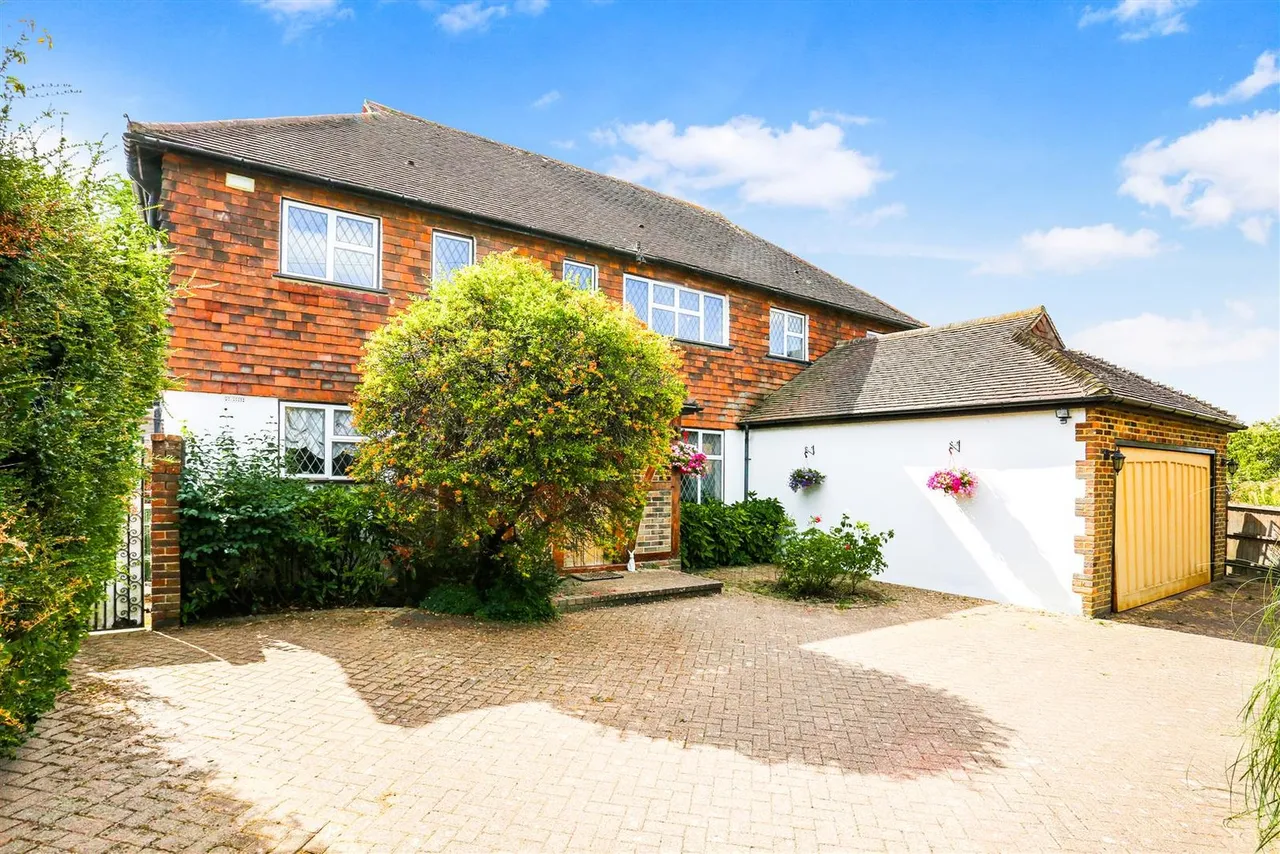 South Drive, Cheam, SM2 7PH, photo 2