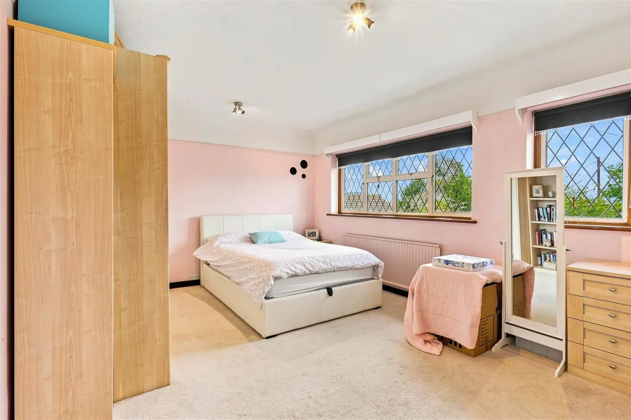 South Drive, Cheam, SM2 7PH, photo 9