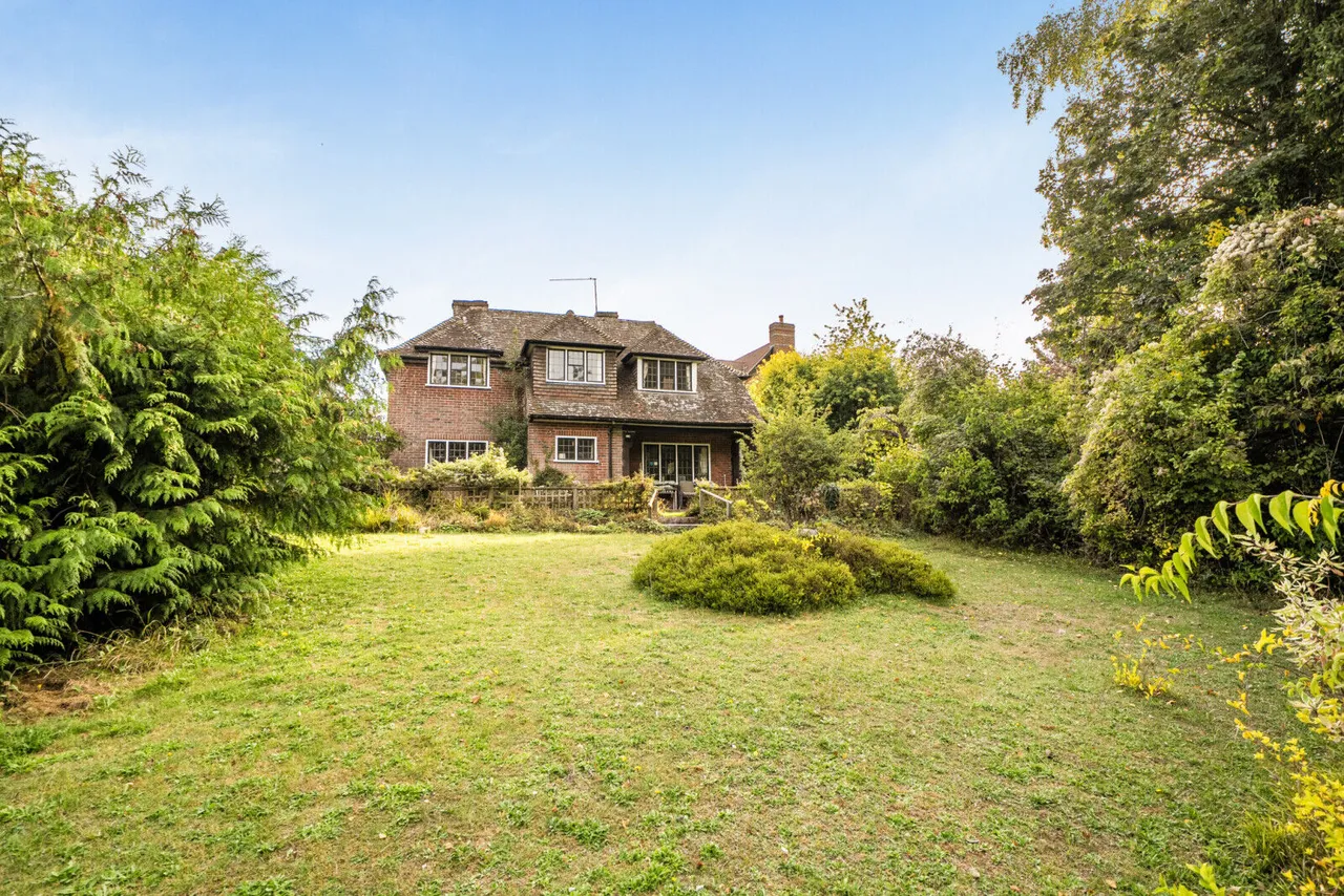 3 bed house for sale, Riverview Road, Pangbourne, RG8
