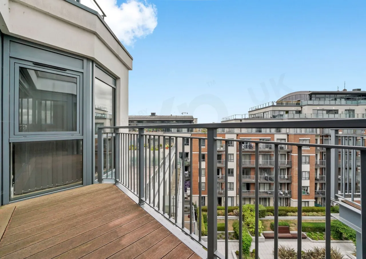 Aerodrome Road, Colindale, NW9, photo 14