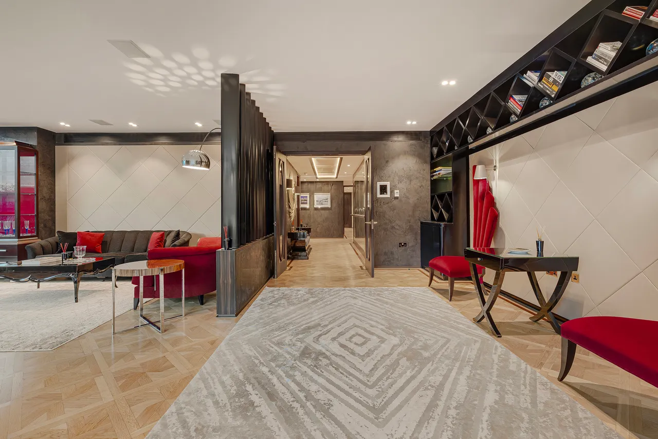 The Knightsbridge Apartments, Knightsbridge, SW7, photo 8