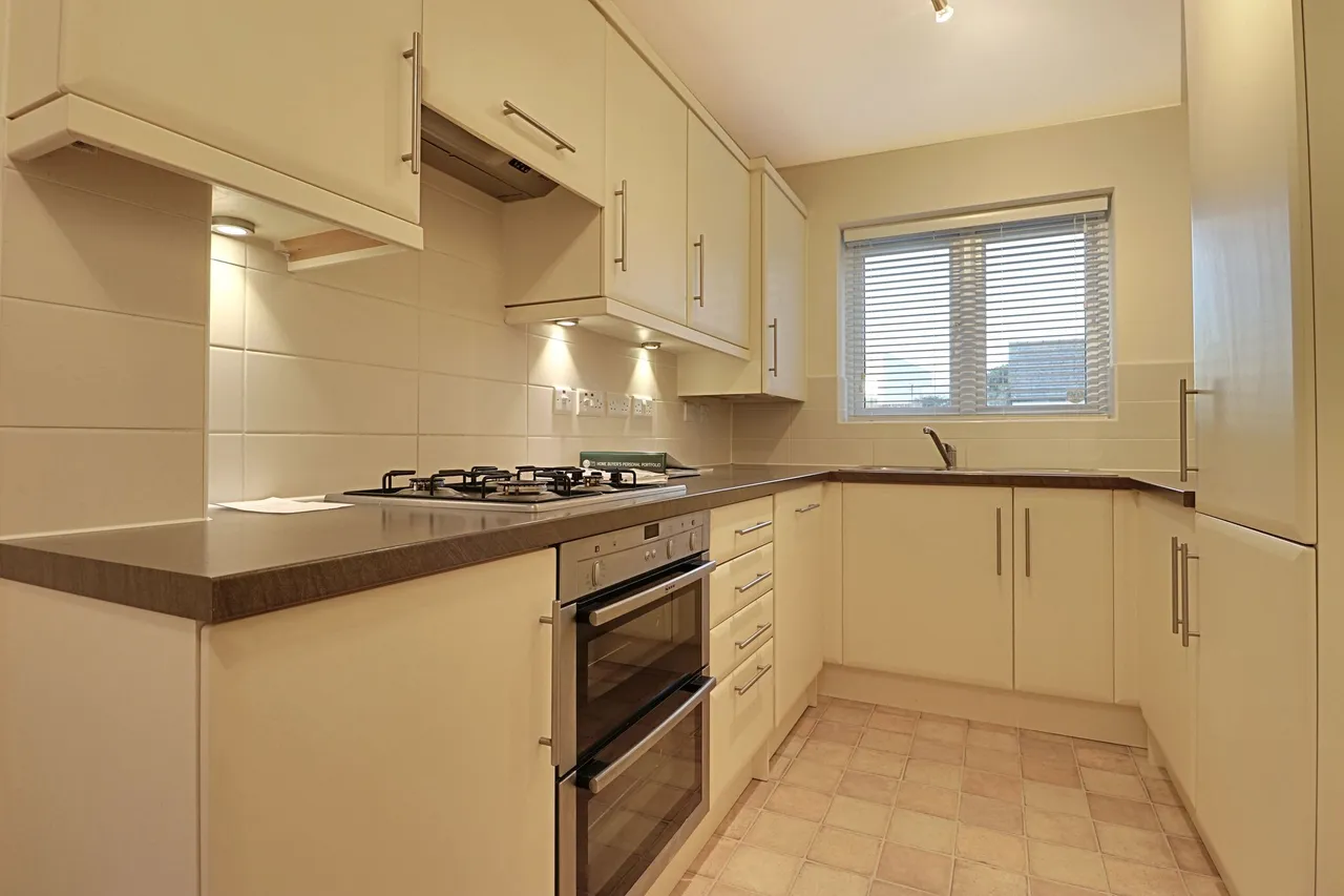 School Lane, Sawbridgeworth, CM21, photo 4