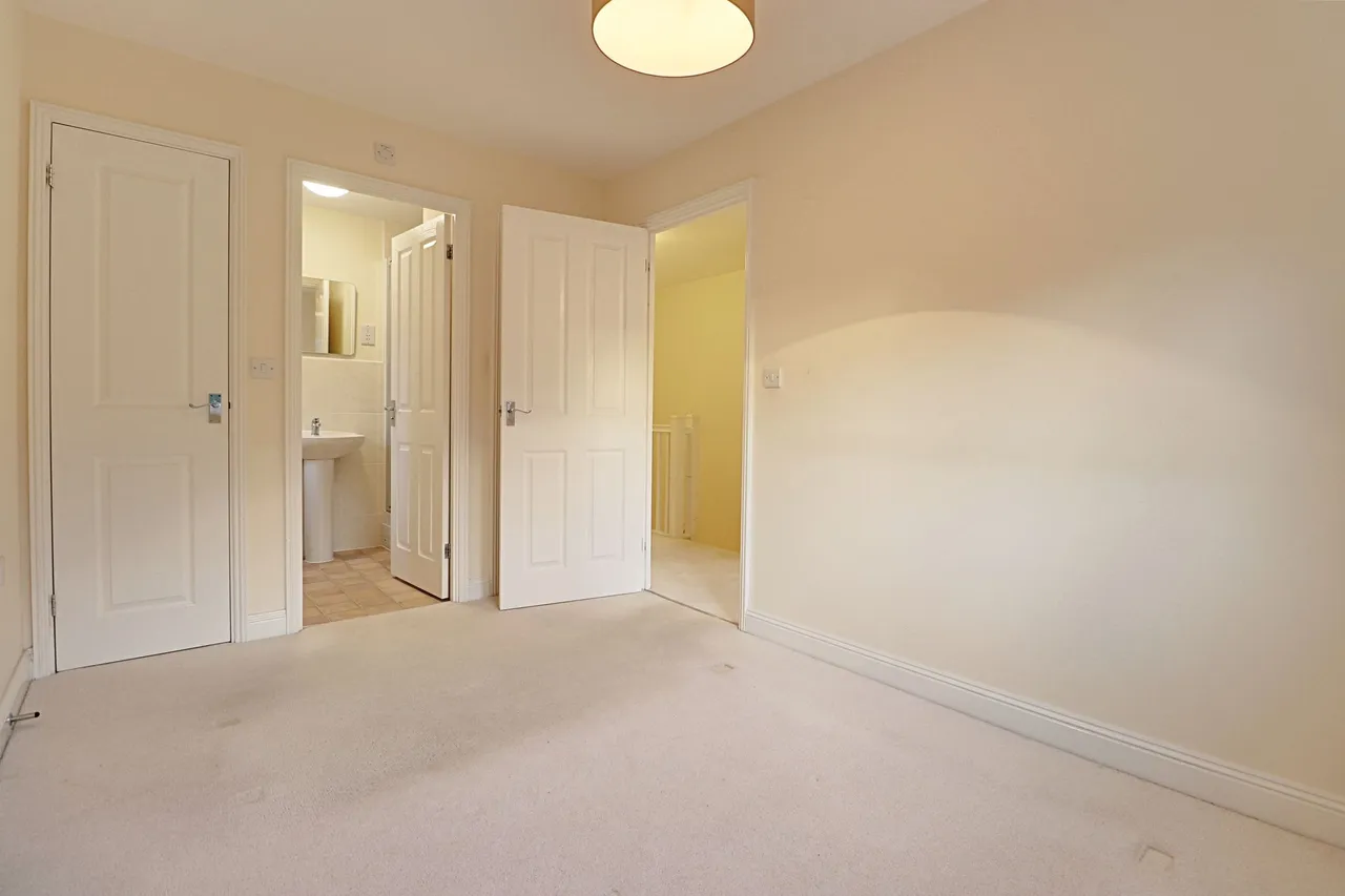 School Lane, Sawbridgeworth, CM21, photo 7