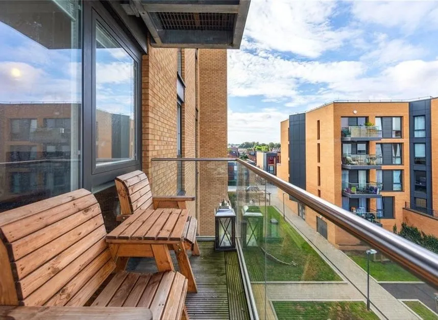 Baltic Avenue, Brentford, TW8, photo 7