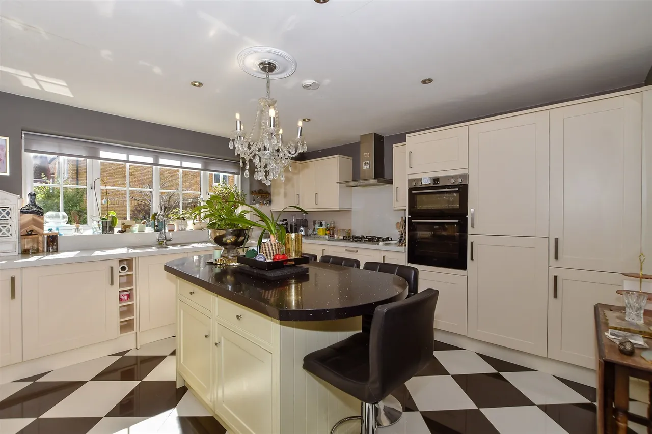 London Road, West Kingsdown, TN15, photo 4