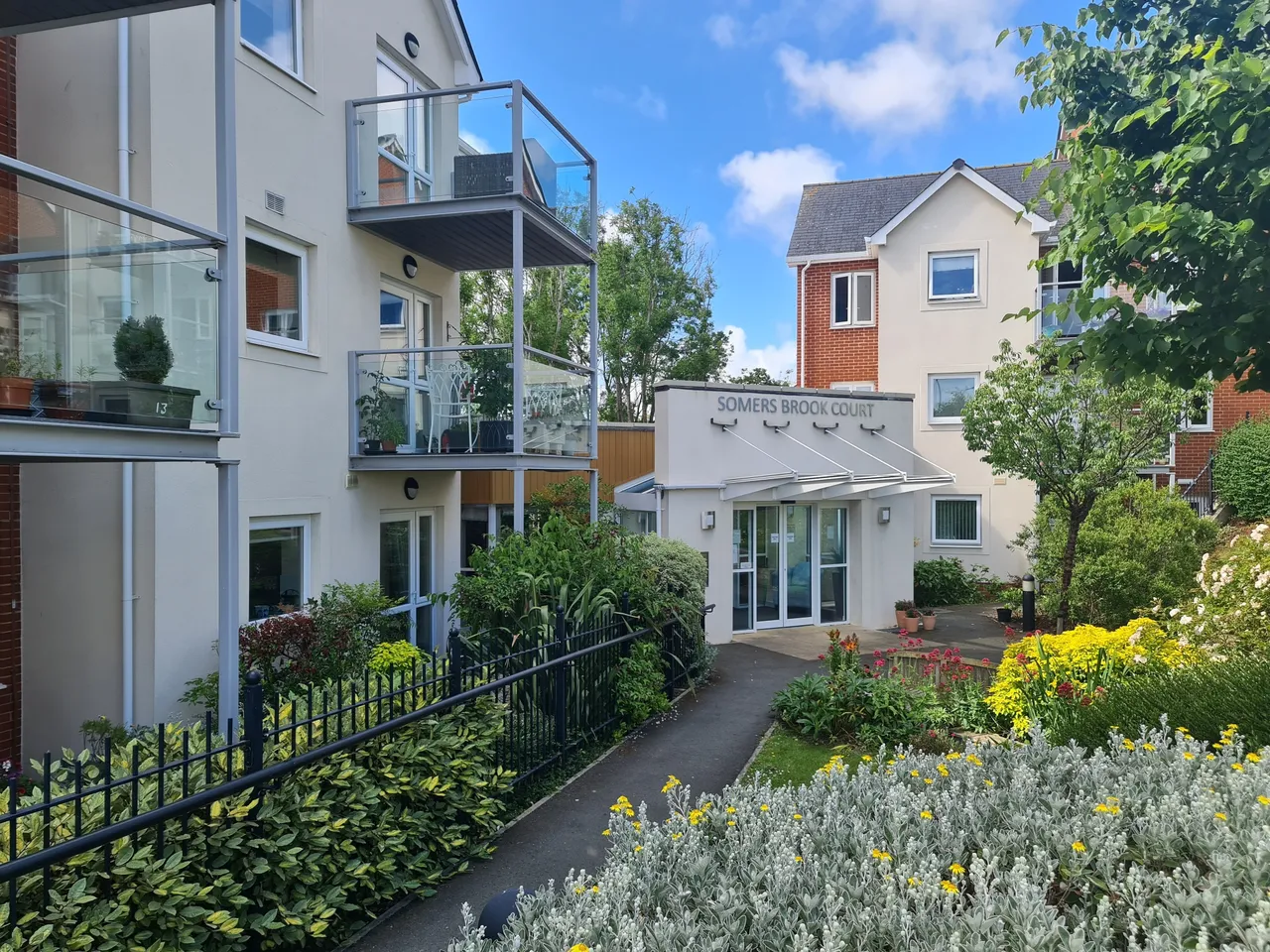1 bed flat to rent, Somers Brook Court, Retirement Apartment, PO30