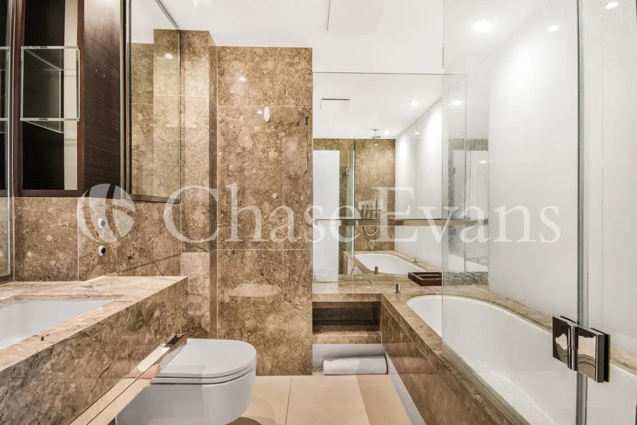 Pan Peninsula Square, Canary Wharf, E14, photo 8