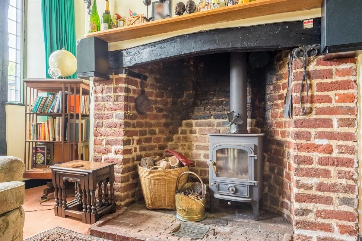 High Street, Yalding, ME18, photo 11