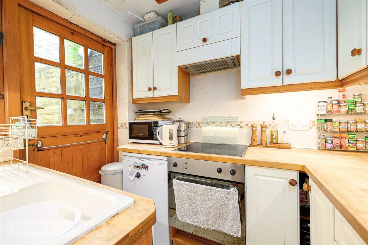 Lane Top, Linthwaite, HD7, photo 5