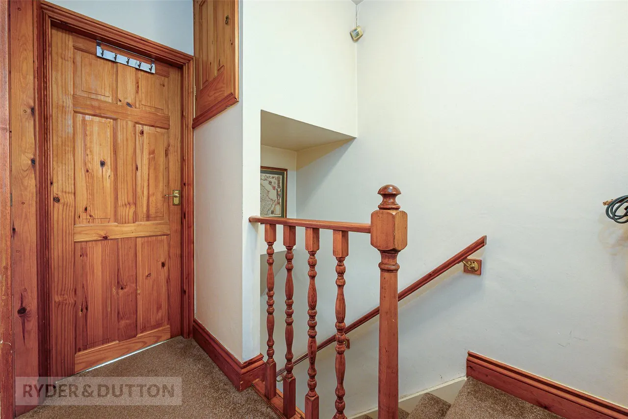 Lane Top, Linthwaite, HD7, photo 7