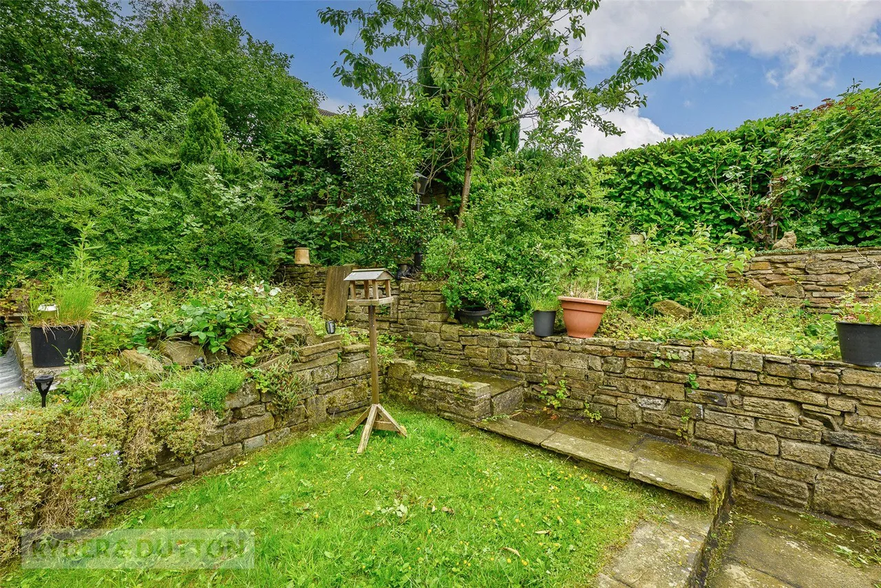 Lane Top, Linthwaite, HD7, photo 15