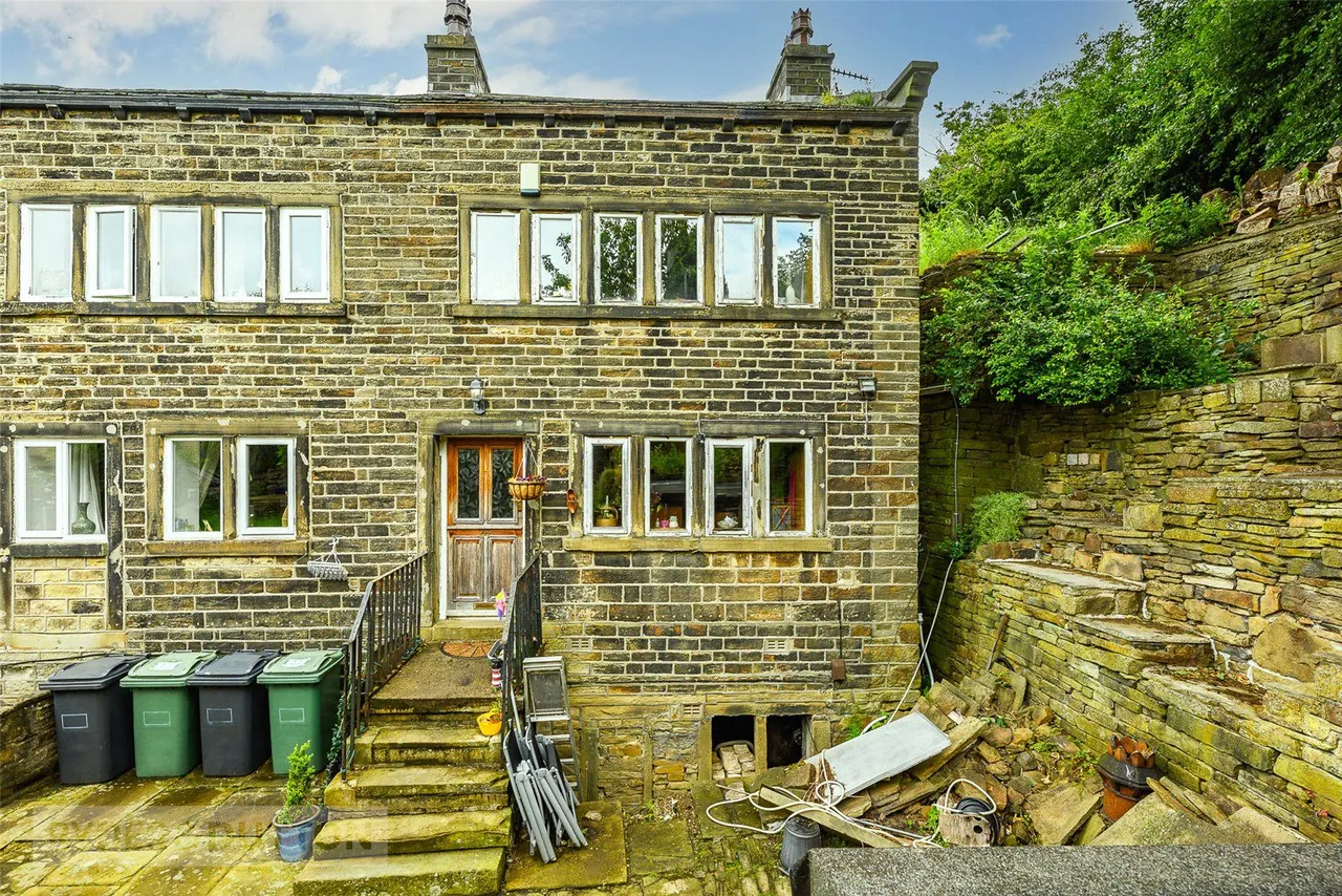 Lane Top, Linthwaite, HD7, photo 18