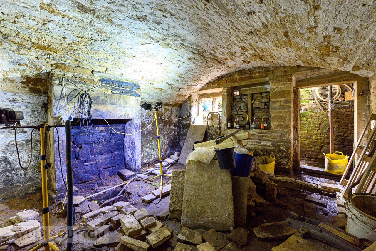 Lane Top, Linthwaite, HD7, photo 11