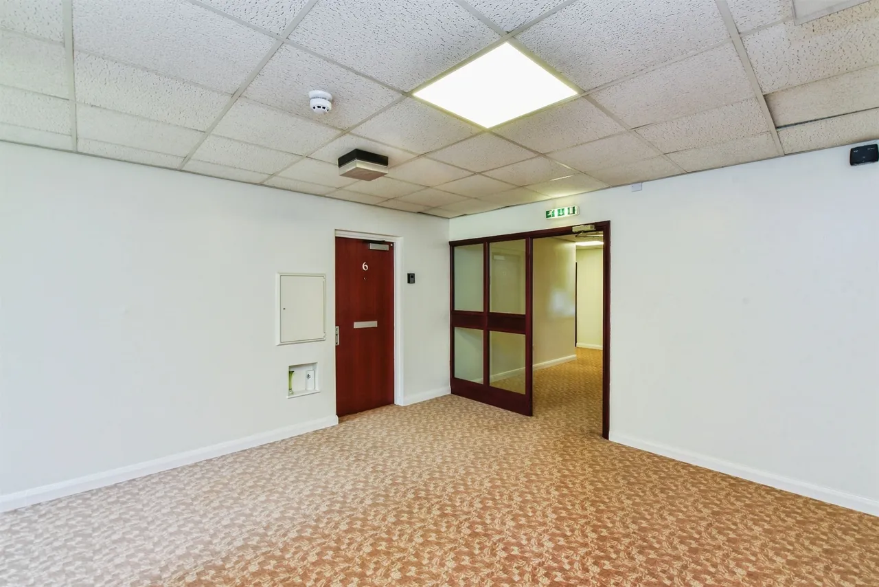 Langley Road, Chippenham, SN15, photo 14