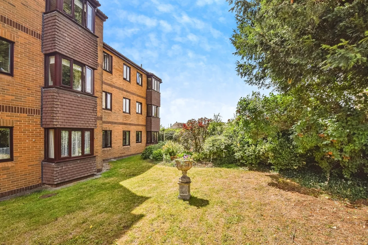 Langley Road, Chippenham, SN15, photo 2