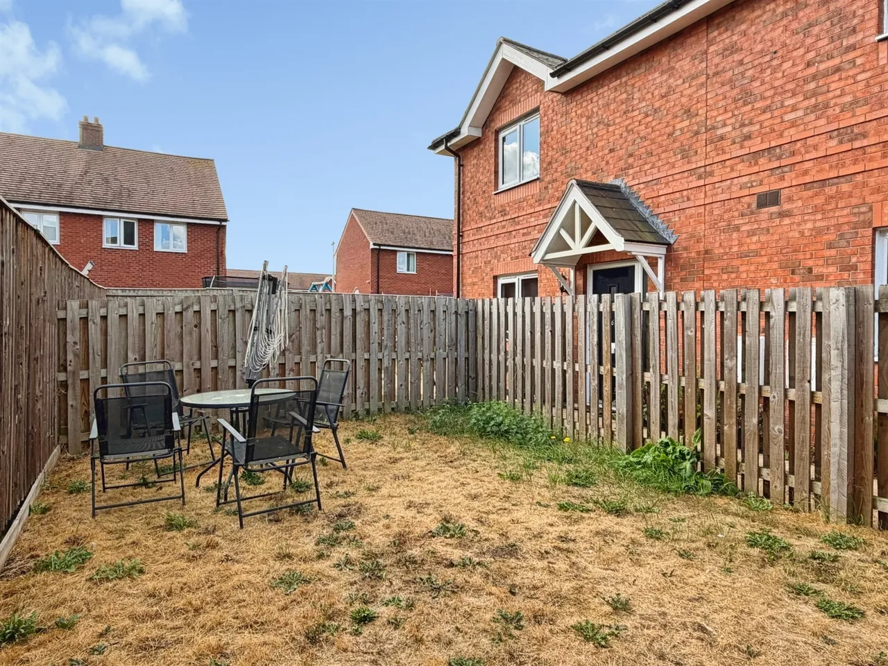 Scarrots Street, Tiddington, CV37, photo 19
