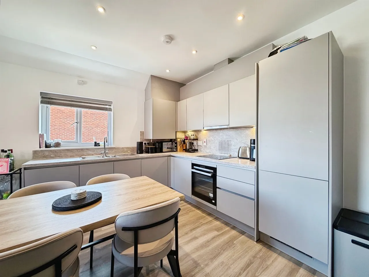 Scarrots Street, Tiddington, CV37, photo 11