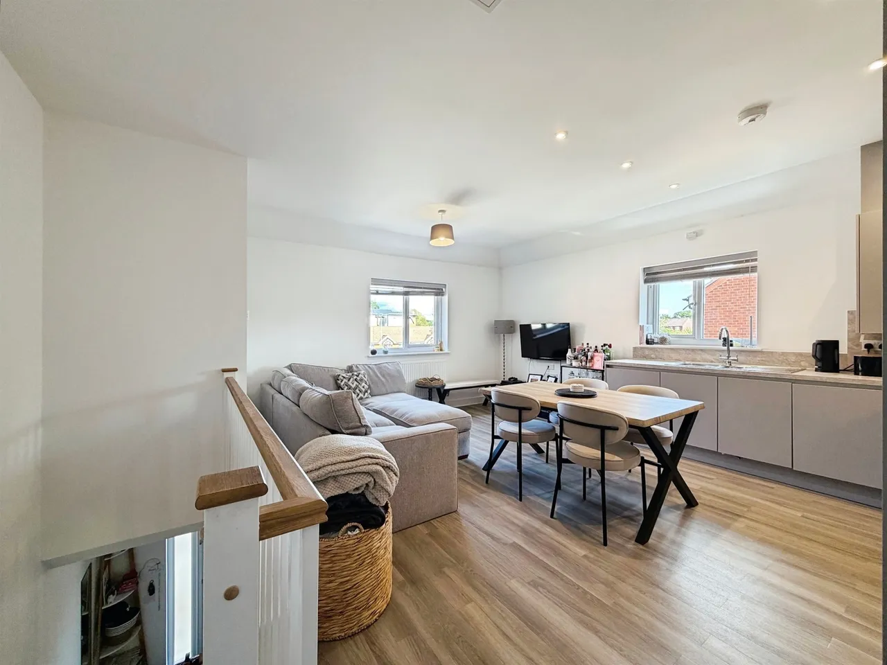 Scarrots Street, Tiddington, CV37, photo 8