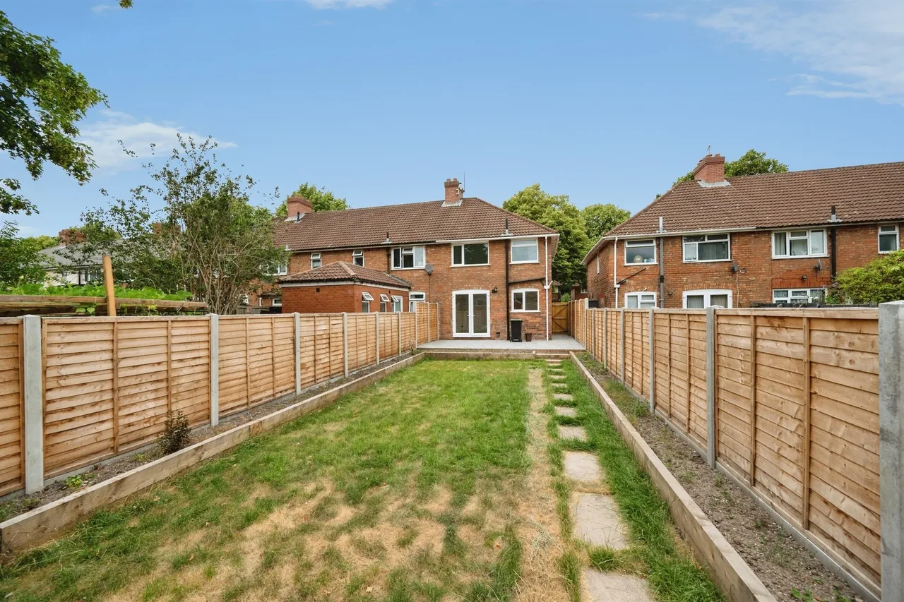 Kings Road, Kingstanding, B44, photo 17