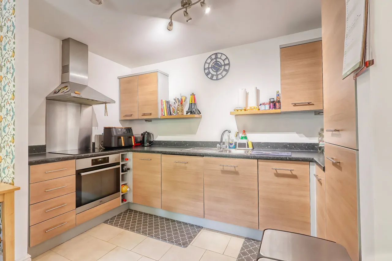 Freer Crescent, High Wycombe, HP13, photo 3