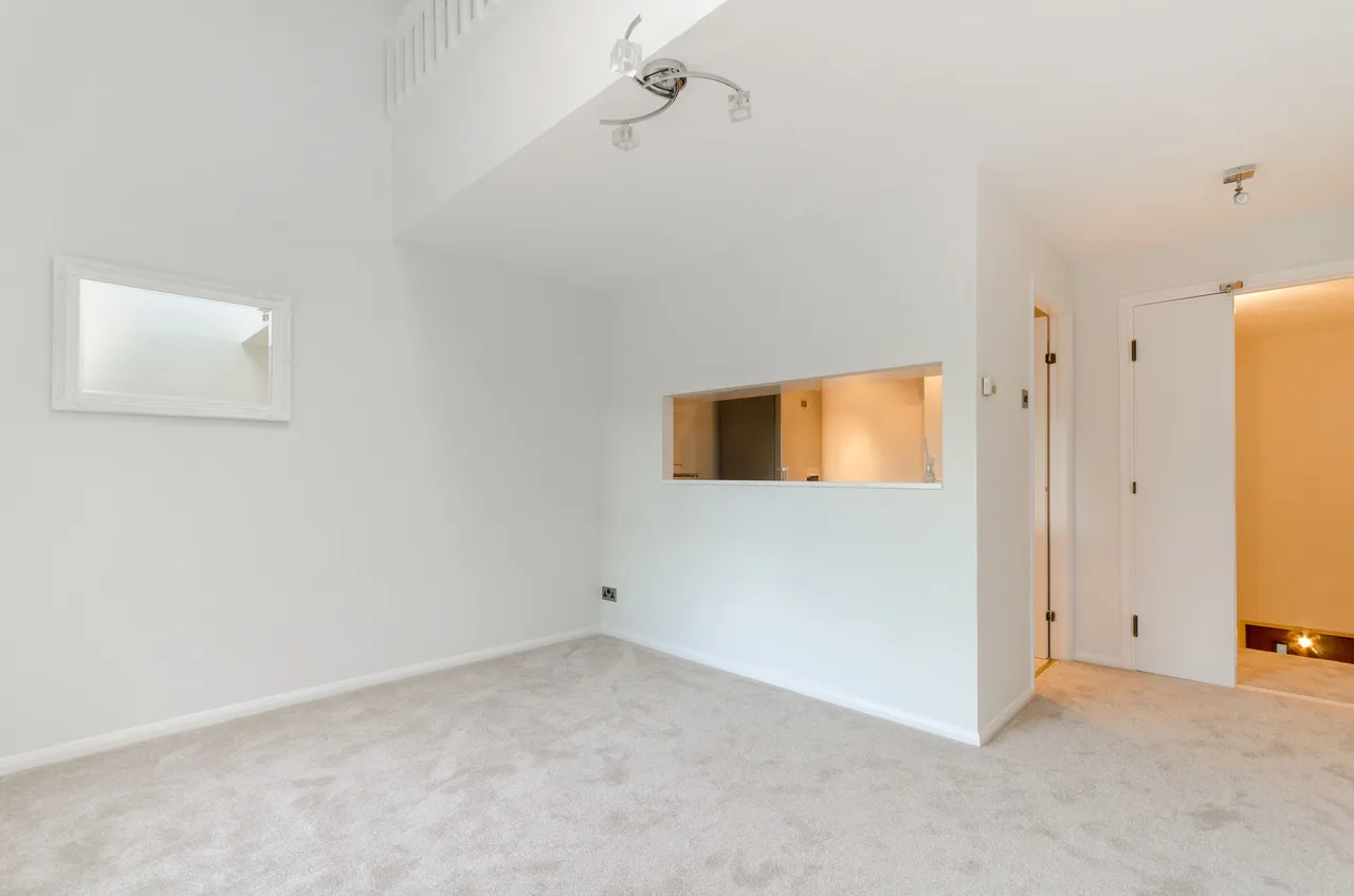 56 Windmill Rise, Kingston upon Thames, photo 8