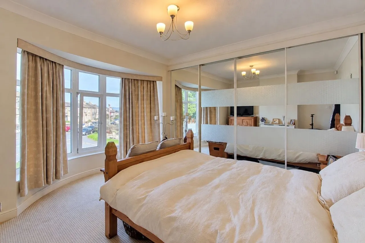Slade Lane, Brighouse, HD6, photo 11