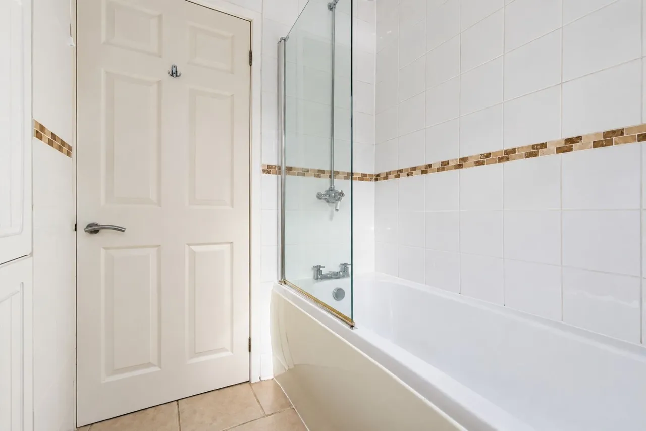 Slade Lane, Brighouse, HD6, photo 16