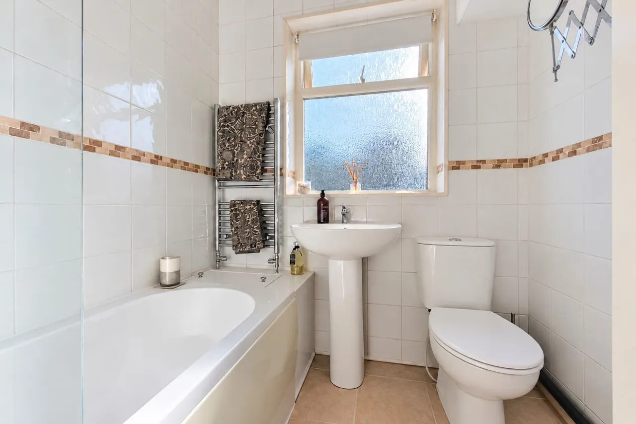 Slade Lane, Brighouse, HD6, photo 15